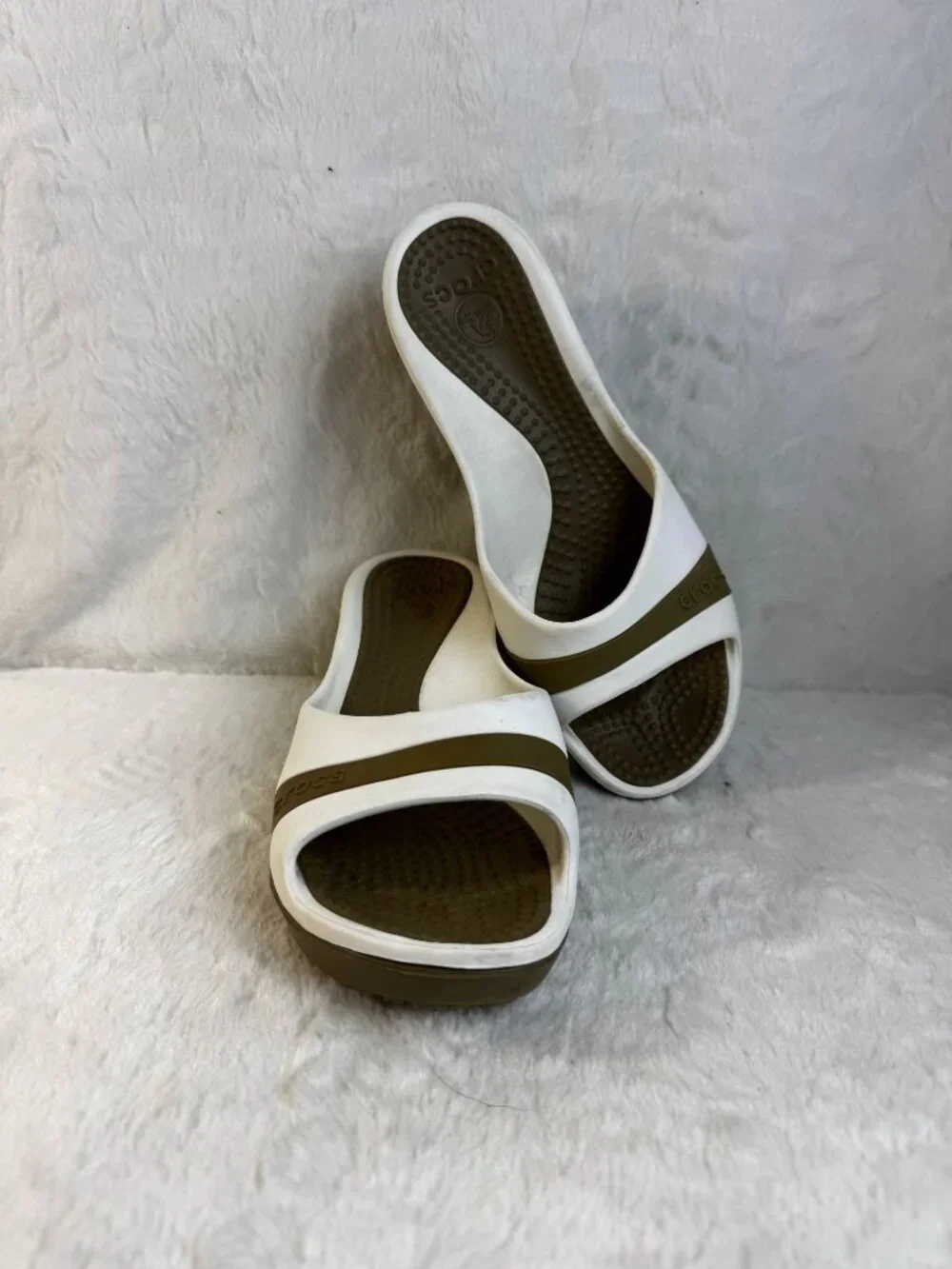 CROCS step into